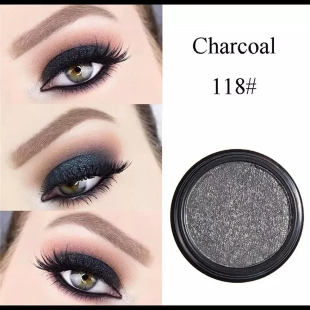METALLIC EYESHADOW
